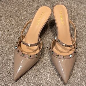 Women's Tan Studded Heels